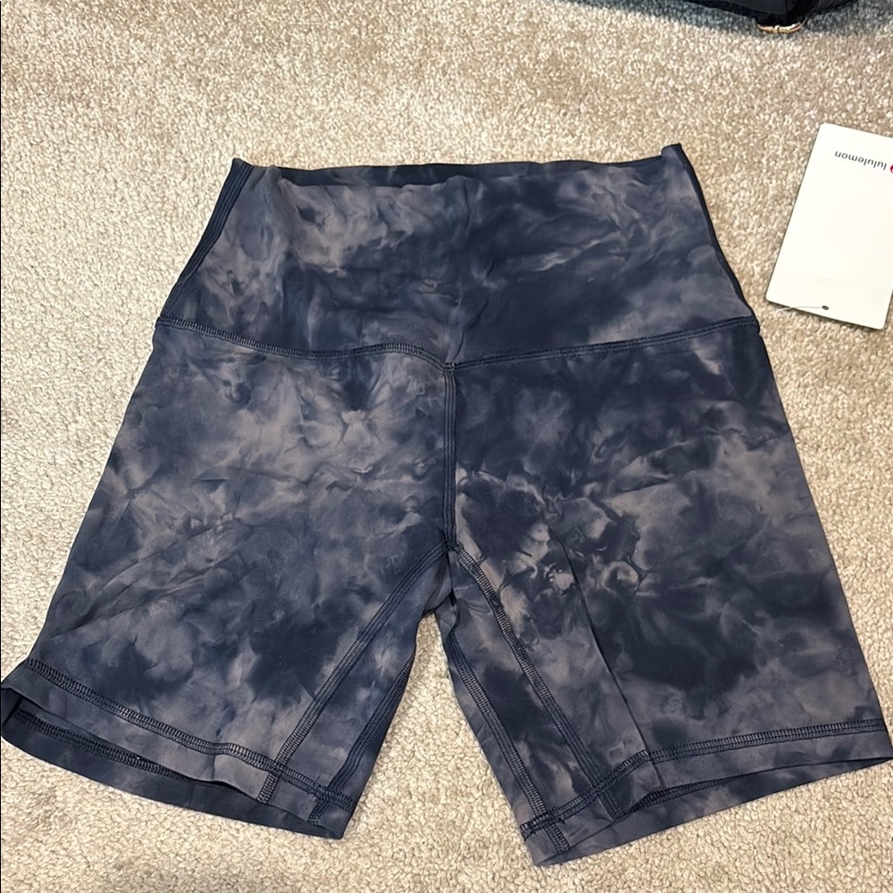 Lululemon Athletica Blue Bike Shorts with Tie-Dye Pattern